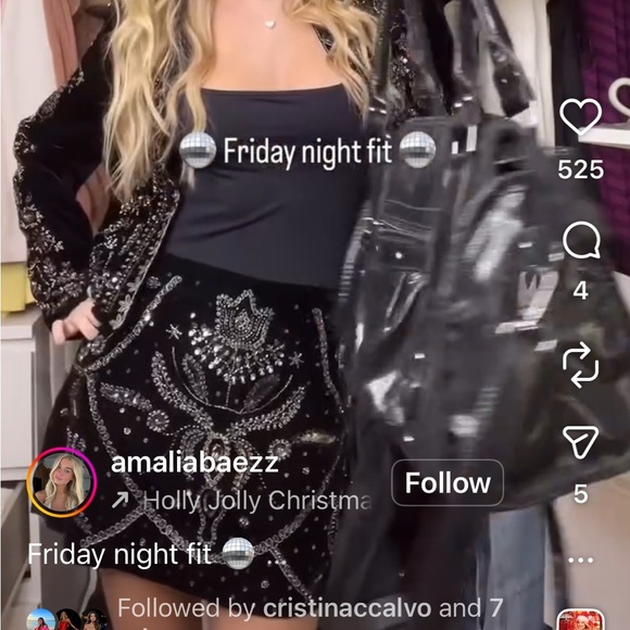 NWT ZARA SEQUIN SKIRT SIZE S and M
🚨 FINAL PRICE NO OFFER ACCEPT - Picture 13 of 16